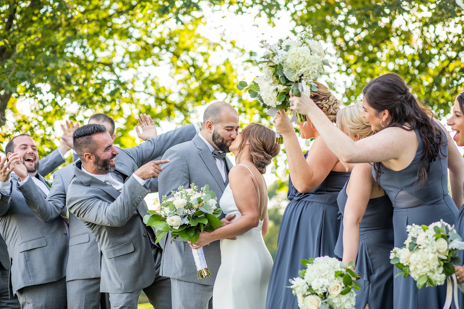 The Wedding Photography - Catching Your Precious Moments